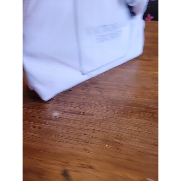 Victoria's Secret MESH TEASE Clutch Bag Purse Pouch MAKE UP CASE AUTHENTIC - Picture 3 of 9